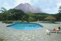 The pool at the Tabacon Resort in La Fortuna