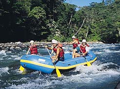White Water Rafting in Costa Rica with Aventuras Naturales